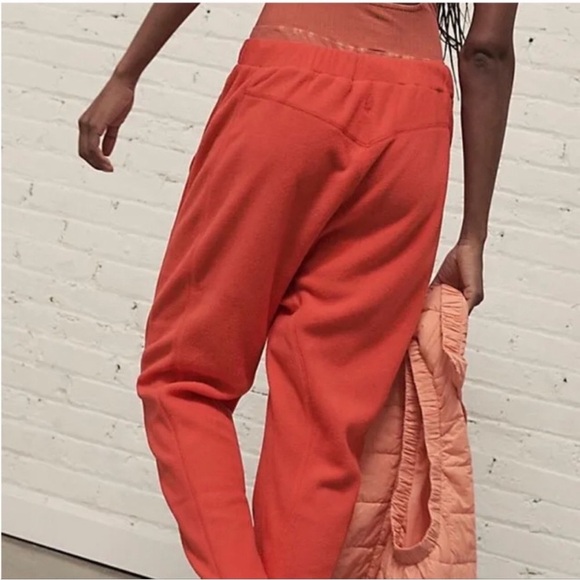 Free People FP Movement Highline Fleece Harem Pants Red NWT - Picture 2 of 14